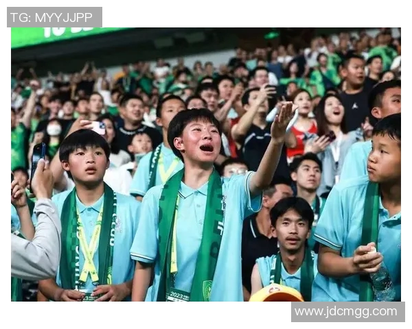 万松园小将足球比赛精彩直播回顾与精彩瞬间分享 万松园小将足球比赛精彩直播回顾与精彩瞬间分享