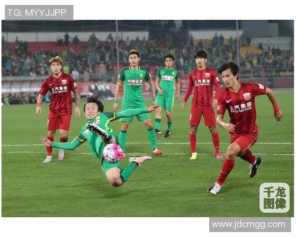 北京国安与深圳精彩对决视频回顾全场比赛亮点与精彩瞬间分析 北京国安与深圳精彩对决视频回顾全场比赛亮点与精彩瞬间分析