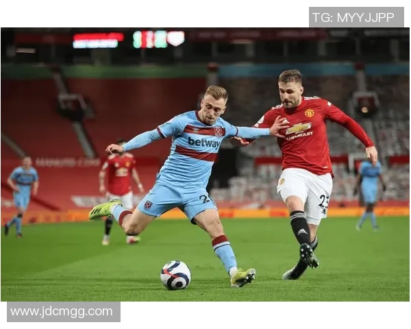 曼彻斯特联迎战年轻人期待精彩对决与胜利的诞生