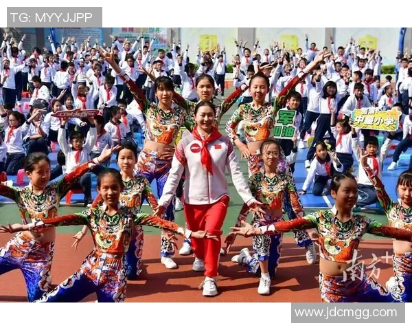 杨伊琳的成长之路：从普通学生到优秀人才的蜕变与奋斗故事